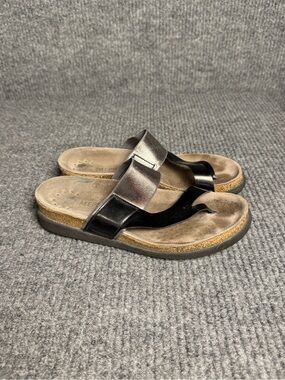 Mephisto Helen Black Patent & Metallic Silver Combo Leather Thong Sandals